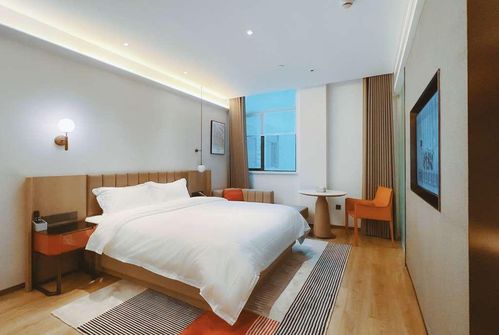 Ramada Encore By Wyndham Shanghai Pudong Airport Room photo